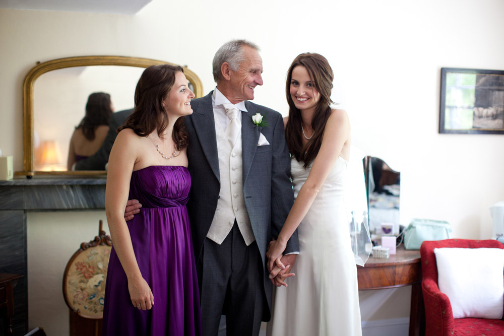 Cute photo Bride, sister and father