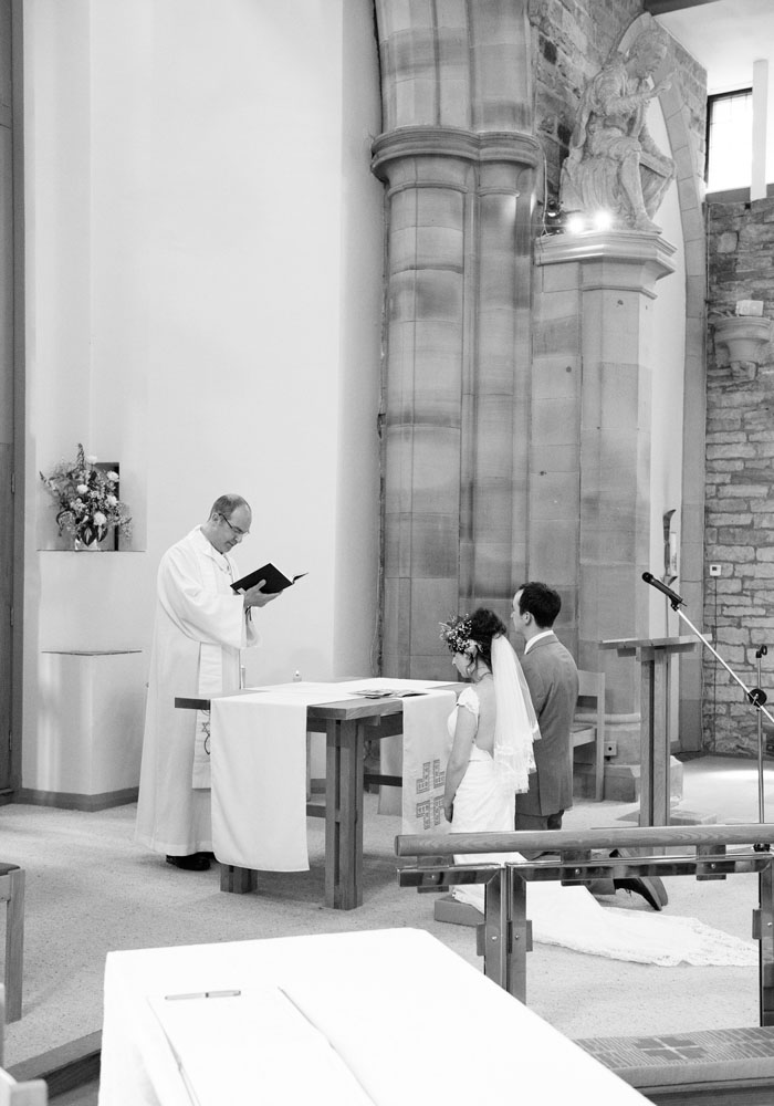 030 st pauls church armitage bridge summer wedding