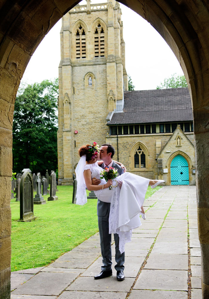 046 st pauls church armitage bridge summer wedding