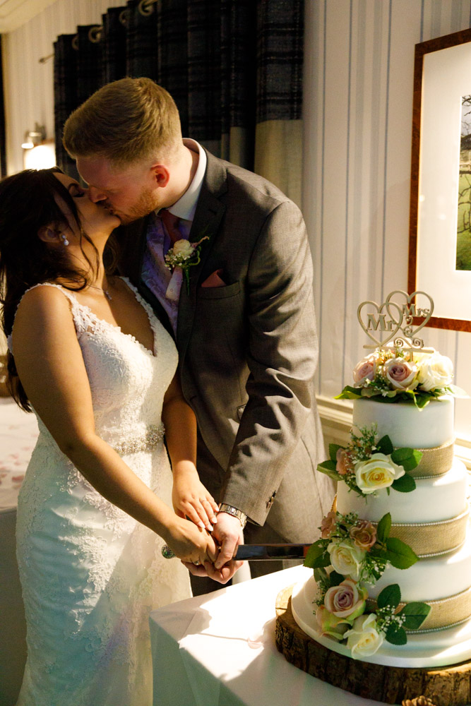 089 cake first dance km