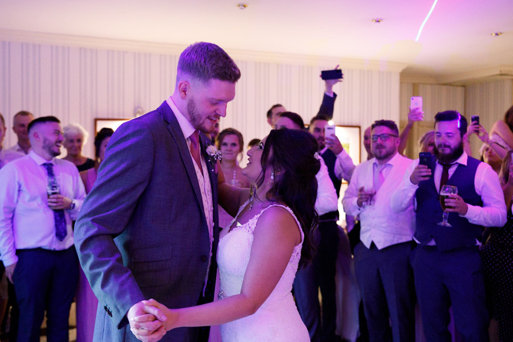 090 cake first dance km