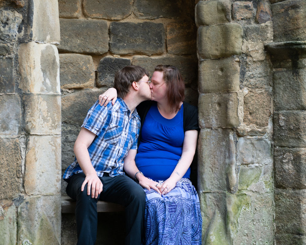 Personality-Filled Engagement Photography – Leeds & Yorkshire 21 11 leeds engagement kirkstall abbey rachel robert kiss